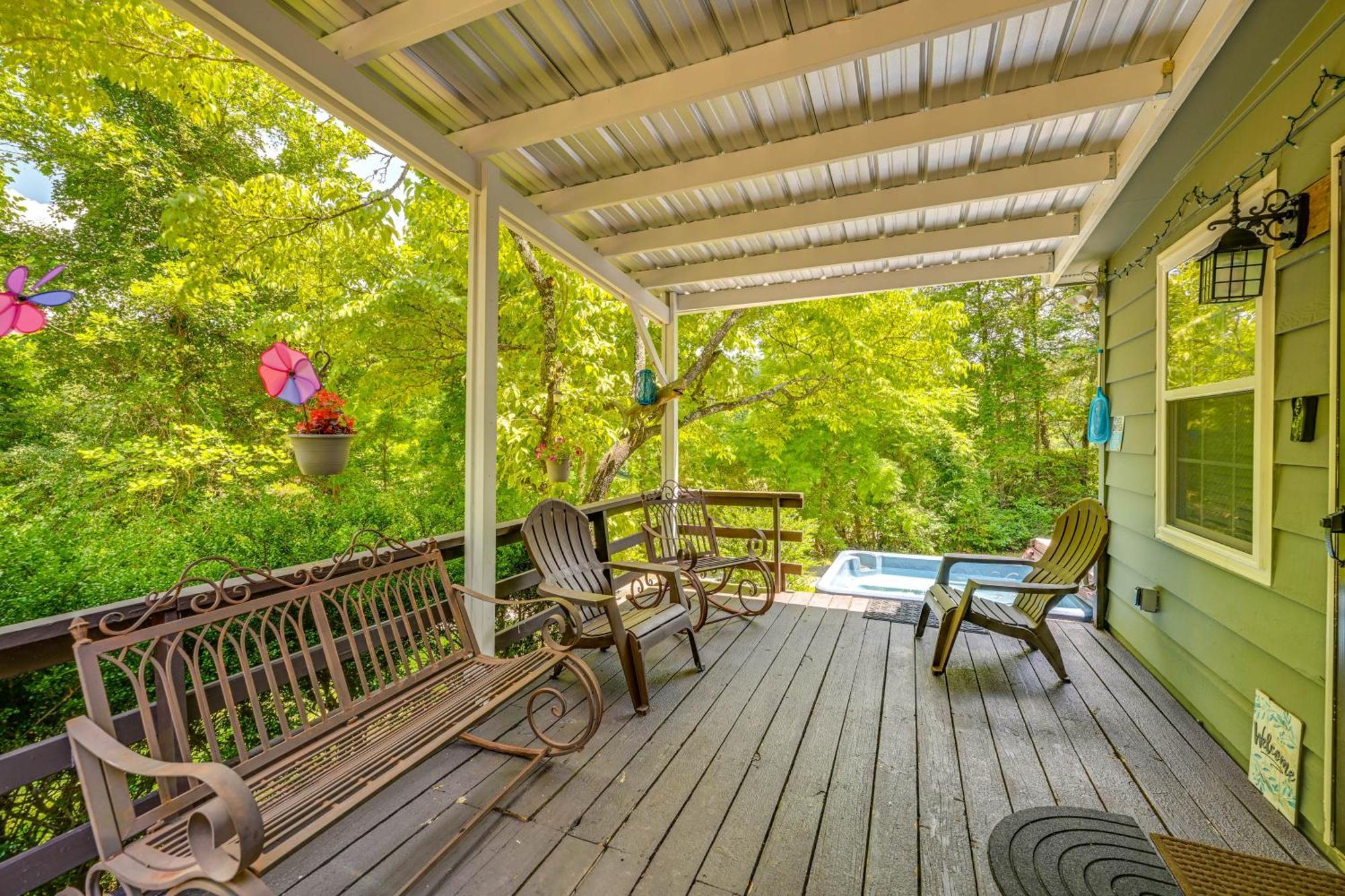 Whittier Vacation Rental Cabin With Private Hot Tub Exteriör bild